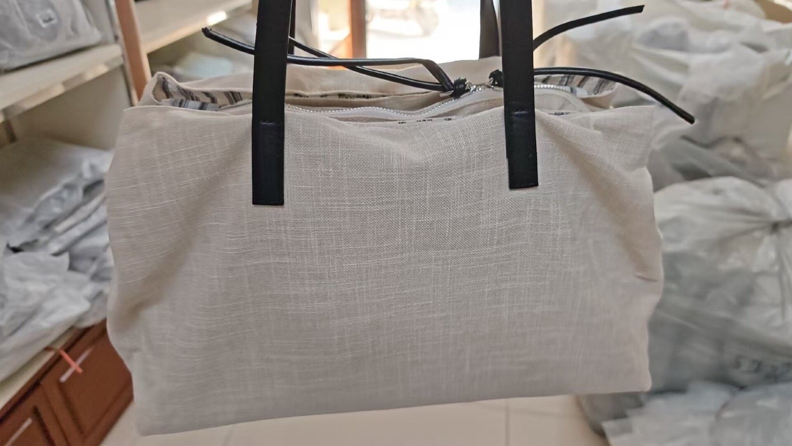 Cemplung White Stripe Inside